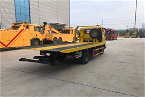 周口店非事故拖车