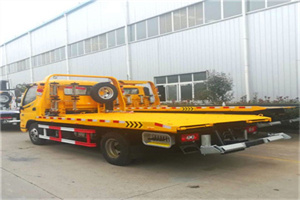 周口店附近拖车救援搭电